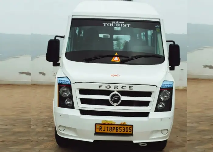 9+1 Tempo Traveller